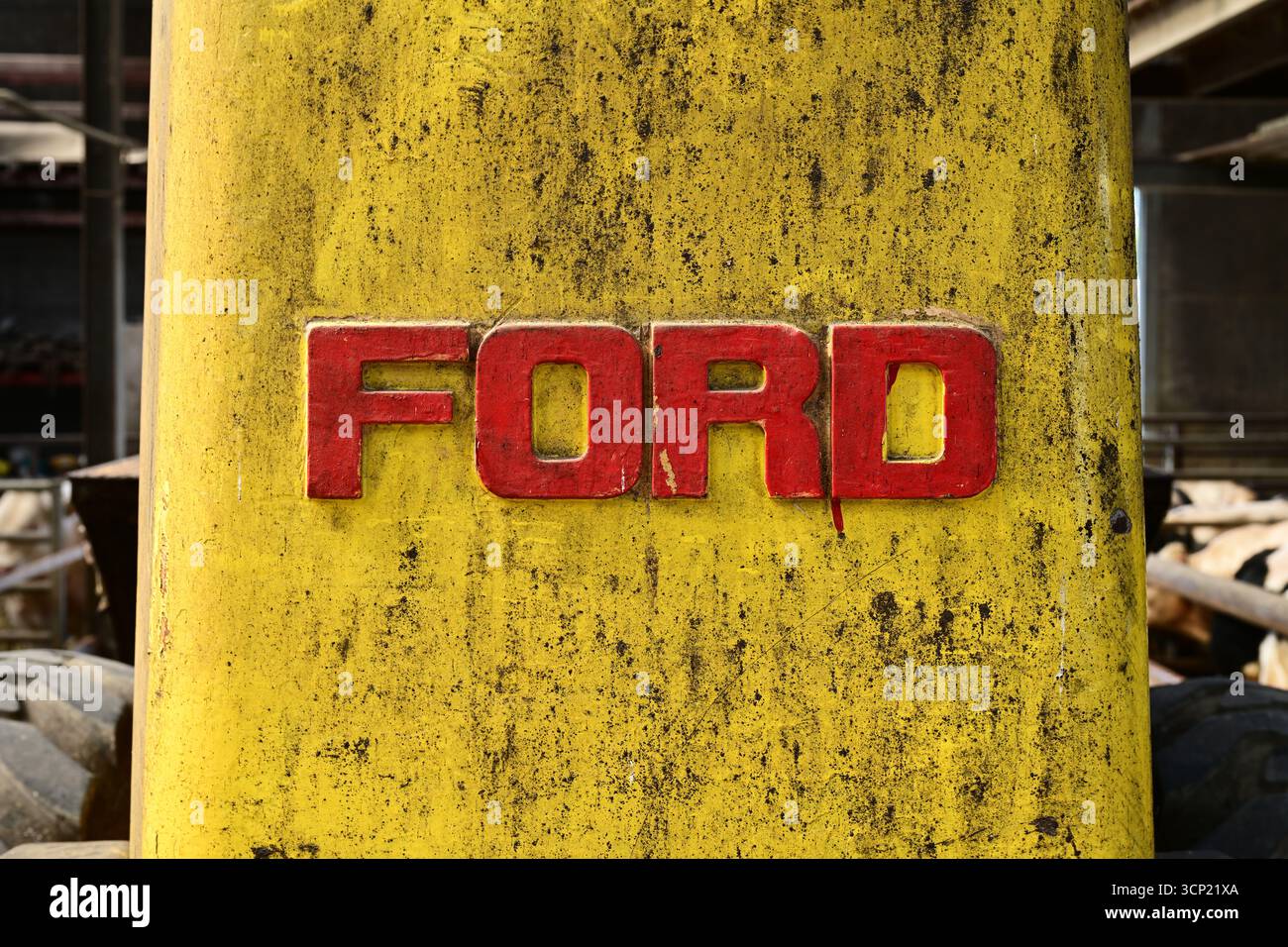 Ford-Logo auf Landmaschinen Stockfoto