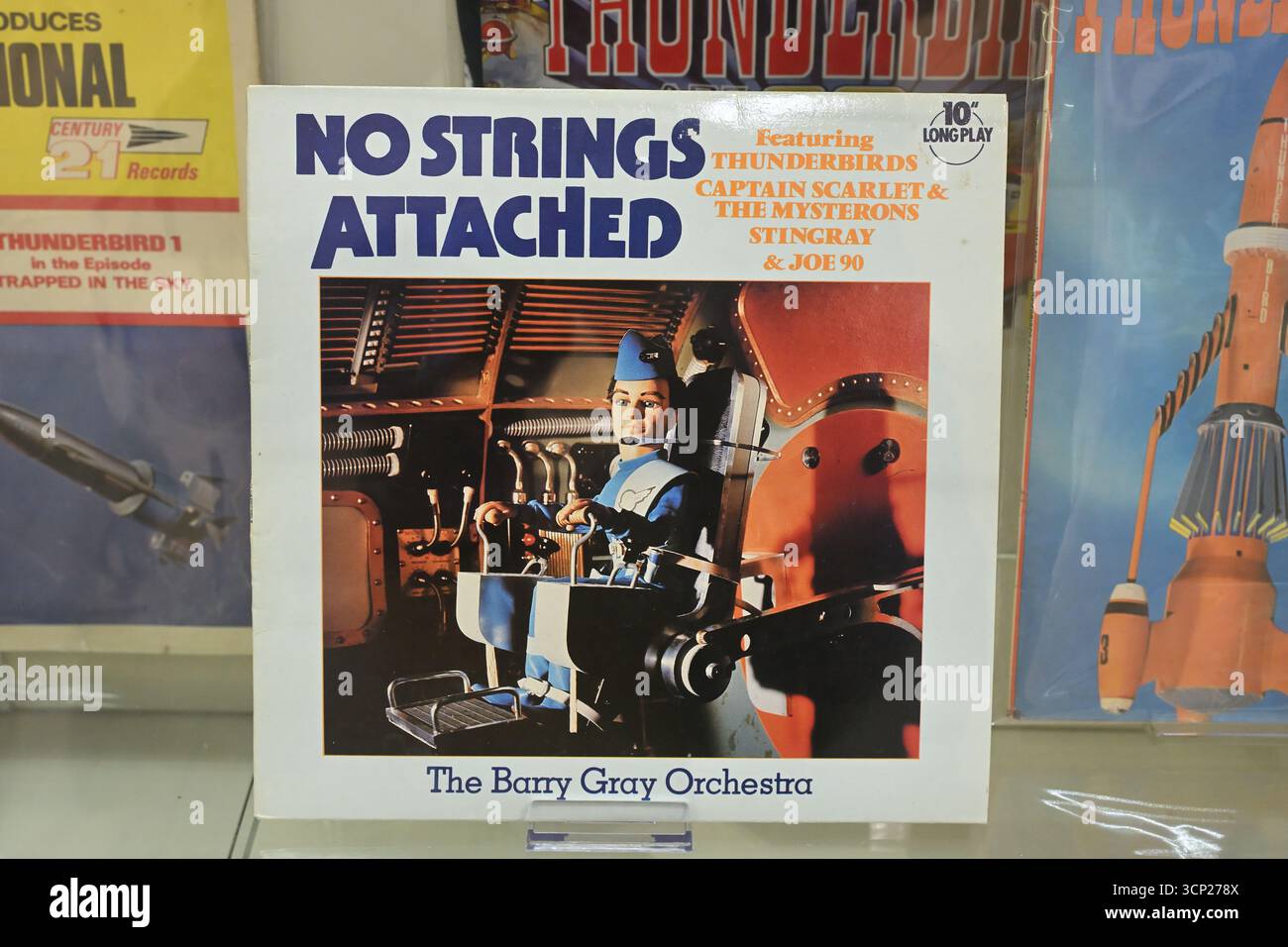 No Strings Attached by the Barry Gray Orchestra - eine Sammlung von Gerry Anderson TV-Themen Stockfoto