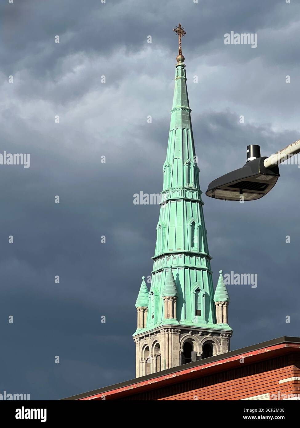 Details, Notre-Dame du Saint Rosaire, Katholische Kirche, St. Hubert Street, Villeray, Montreal - Smartphone-aufgenommenes Stockfoto