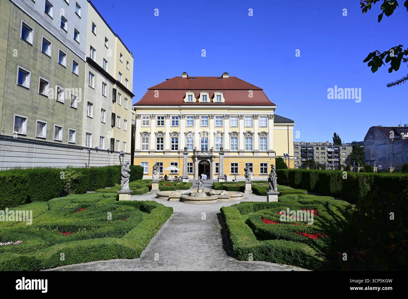 Breslau in der Woiwodschaft Dolnoslaskie in Polen. Breslauer, Breslau, 20.09.2025 Königsschloss und Historisches Museum, Breslauer Stadtschloss, Palac Krolewski, Muzeum Historycne mit Schlossgarten in Breslau, Breslau in der Woiwodschaft Dolnoslaskie in Polen. Breslau, Breslau, 20.09.2025 Woiwodschaft Dolnoslaskie Polen *** Breslau, Breslau in der Woiwodschaft Dolnoslaskie Polen *** Breslau, Breslau, 20 09 2025 Königliches Schloss und Historisches Museum, Breslau Stadtschloss Breslau, Palac Krolewski, Muzeum Historycne mit Schlosgarten in Breslau, Wroclaw in der Wroclaw Wroclaw in der Wroclaw Wroclaw Woiwodschaft Dolnoslaskie Woiwodschaft Polen Stockfoto