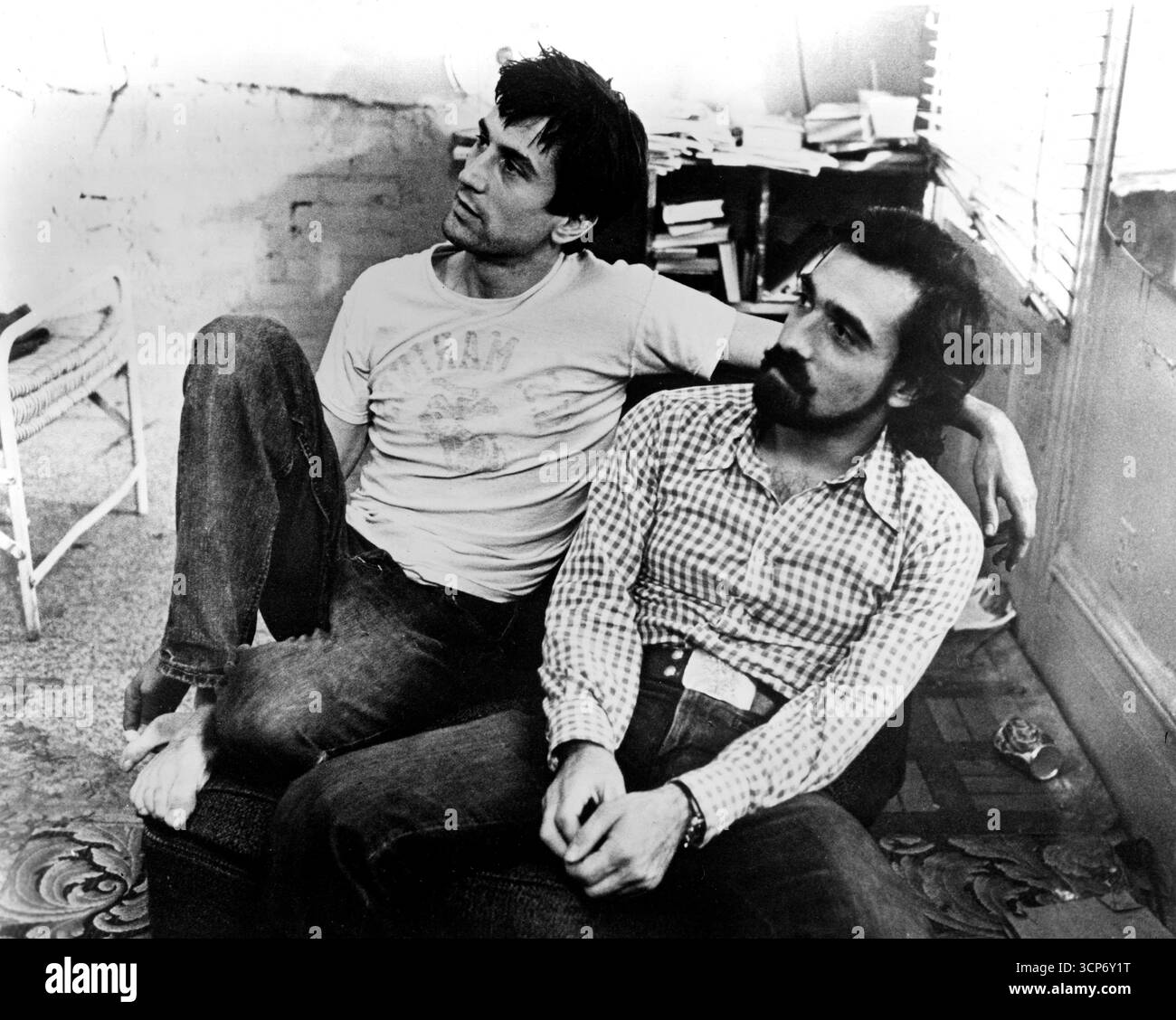 MARTIN SCORSESE und ROBERT DE NIRO im TAXIFAHRER (1976), Regie: MARTIN SCORSESE. Kredit: COLUMBIA BILDER / Album Stockfoto