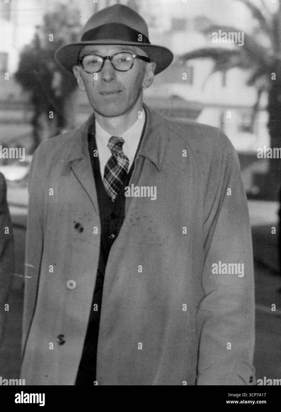 ***** Dalziel trifft heute bei der Royal Commission der Spionage in Sydney ein. Der australische Oppositionsführer Dr. H.V. Evatt, QC, trat bei der Kommission für Dalziel auf. August 1954. (Foto von Associated Newspapers Ltd.) Stockfoto