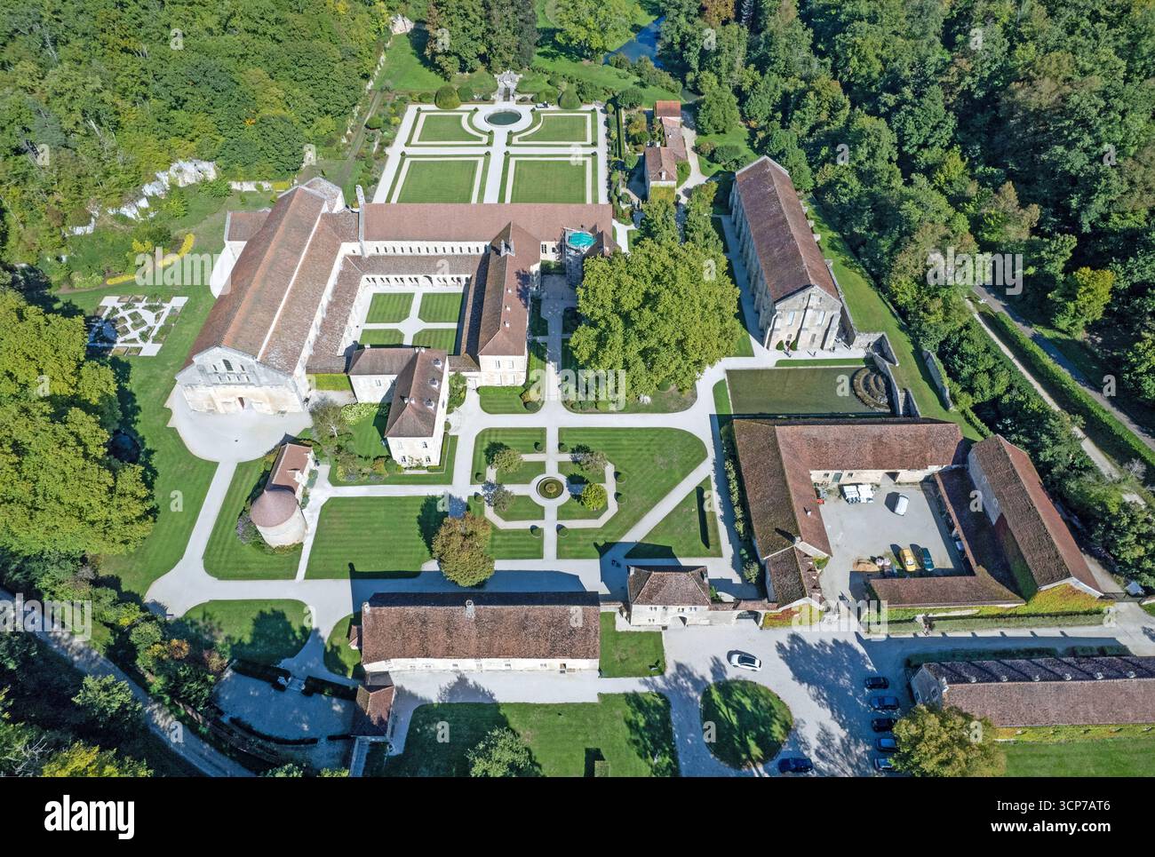 Abbaye cistercienne de Fontenay // Zisterzienserabtei von Fontenay Stockfoto