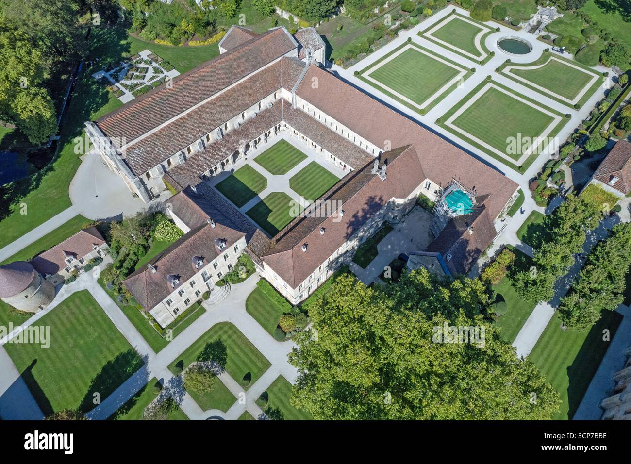 Abbaye cistercienne de Fontenay // Zisterzienserabtei von Fontenay Stockfoto