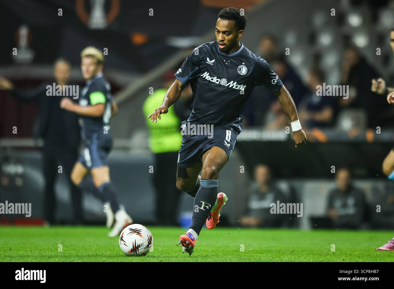 Braga, Portugal. September 2025. Quinten HOLZ von Feyenoord während der UEFA Europa League, League-Phase, MD1-Fußballspiel zwischen SC Braga und Feyenoord Rotterdam am 24. September 2025 im Estadio Municipal de Braga in Braga, Portugal - Foto Filipe Oliveira/Matthieu Mirville/DPPI Credit: DPPI Media/Alamy Live News Stockfoto