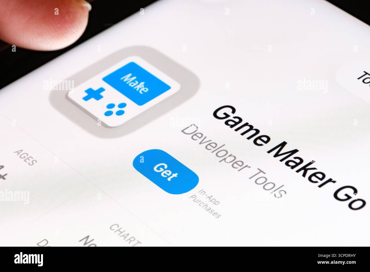 Game Maker Gehen Sie auf das iPad mit Äpfeln, dem neuen Liquid Glass, aktualisiertem App-Design, iOS 26-Tool für die Spielentwicklung im App Store. Stafford, Vereinigtes Königreich, Sep Stockfoto