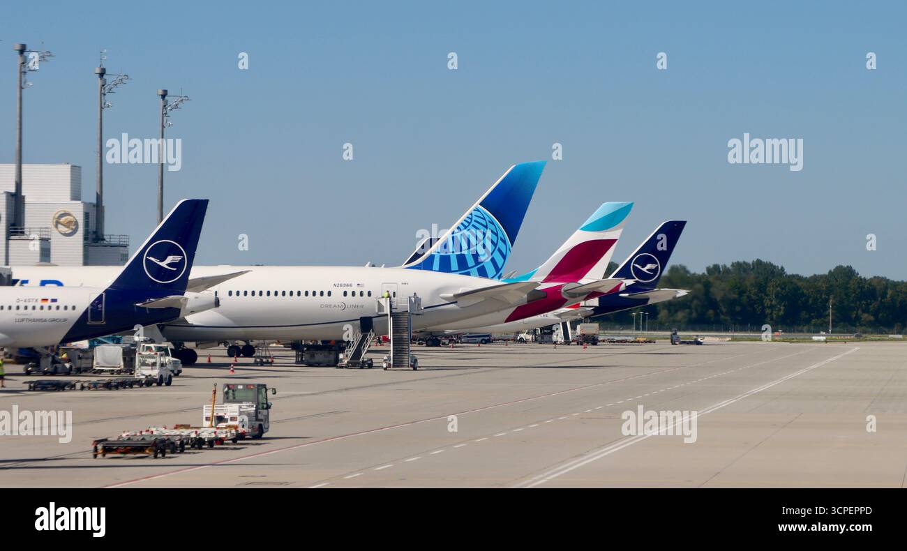 Flugzeuge am Flughafen München, August 2025 Stockfoto