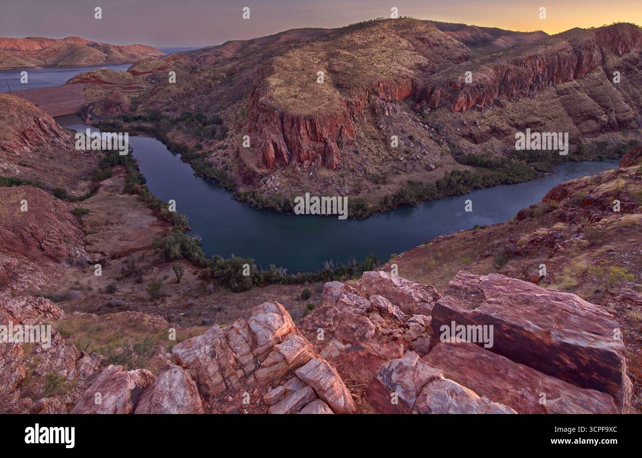 Goldene Stunde in der Ord River Gorge unterhalb des Lake Argyll. Kimberley Region in Western Australia. Stockfoto