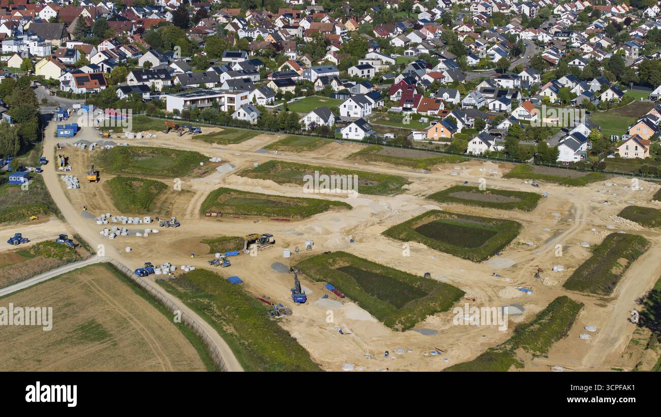 Erschließungsarbeiten für das Neubaugebiet in der Gemeinde Moetzingen. In den Entwicklungsgebieten Roete II und III sind 175 Baugrundstücke geplant Stockfoto