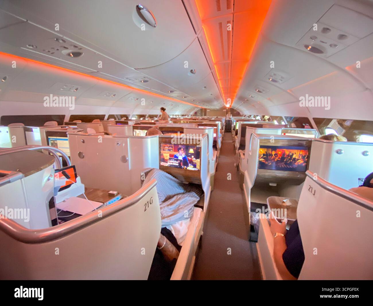 Business-Class-Bereich an Bord des Doppeldeckers 380 airbus. Stockfoto