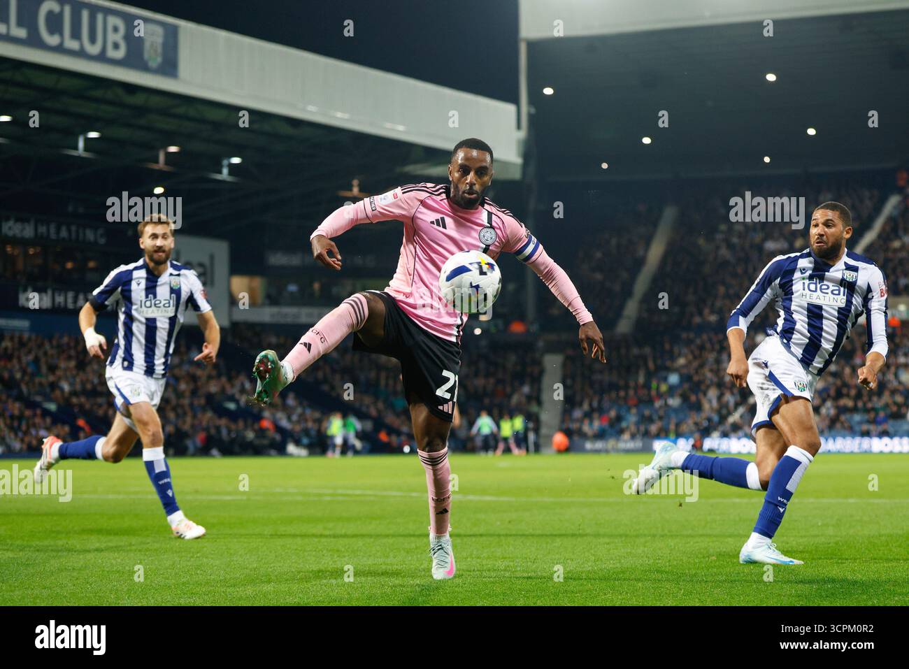 West Bromwich, Großbritannien. September 2025. Ricardo Pereira von Leicester City während des West Bromwich Albion vs Leicester City Sky Bet Championship Matches bei den Hawthorns, West Bromwich. Der Bildnachweis sollte lauten: James Baylis/Sportimage Credit: Sportimage Ltd/Alamy Live News Stockfoto