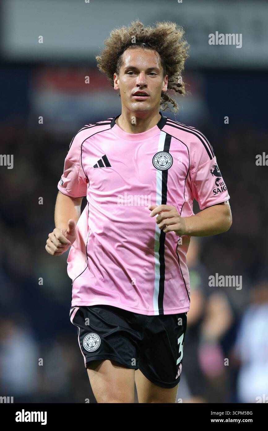West Bromwich, Großbritannien. September 2025. Wout Faes aus Leicester City während des West Bromwich Albion vs Leicester City Sky Bet Championship Matches in den Hawthorns, West Bromwich. Der Bildnachweis sollte lauten: James Baylis/Sportimage Credit: Sportimage Ltd/Alamy Live News Stockfoto