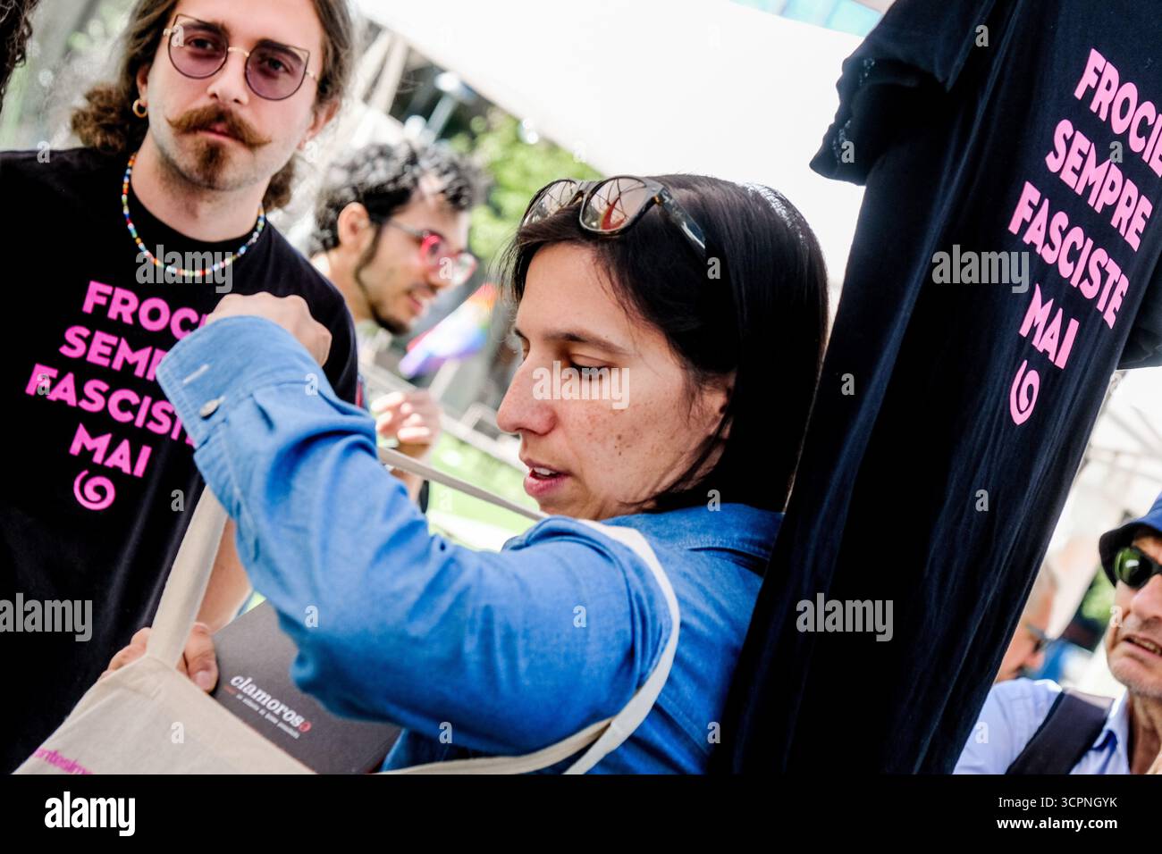 Roma, Italien. September 2025. Elly Schlein PD in Occasione del 40mo della fondazione di arcigay. Roma, Sabato 27 Settembre 2025. (foto Mauro Scrobogna/LaPresse) Elly Schlein PD anlässlich des 40. Jahrestages der Gründung von Arcigay. Rom, Samstag, 27. September 2025. (Foto: Mauro Scrobogna/LaPresse) Credit: LaPresse/Alamy Live News Stockfoto