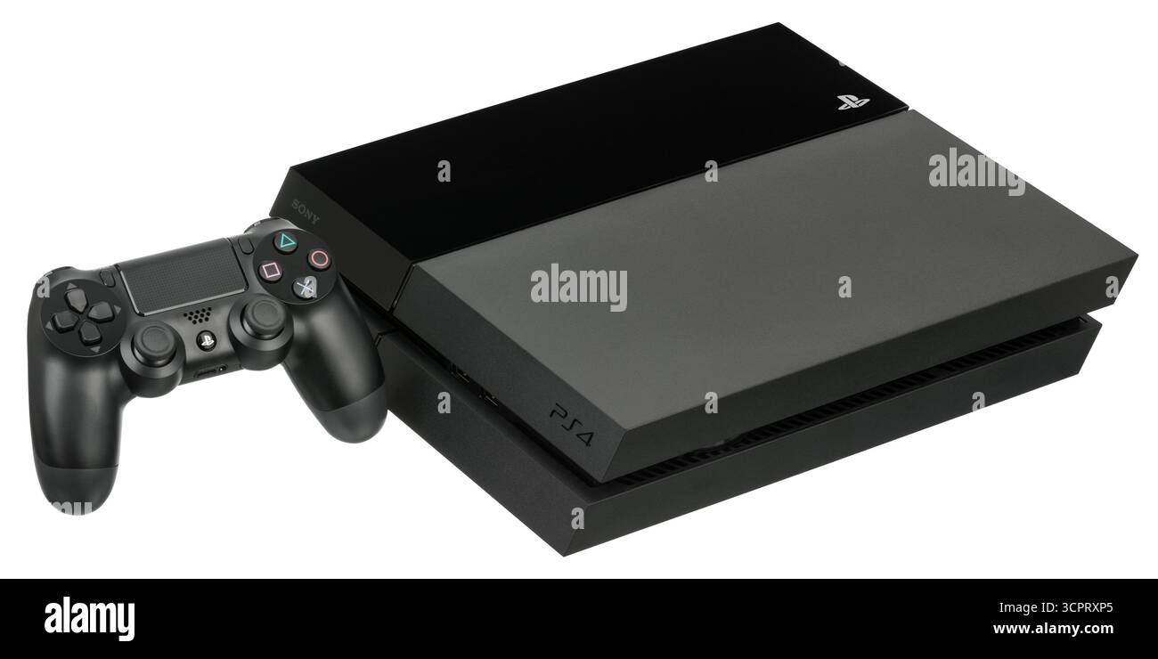 2013 Sony PlayStation 4 (PS4) Spielekonsole mit DualShock 4 Controller, Nordamerika Stockfoto