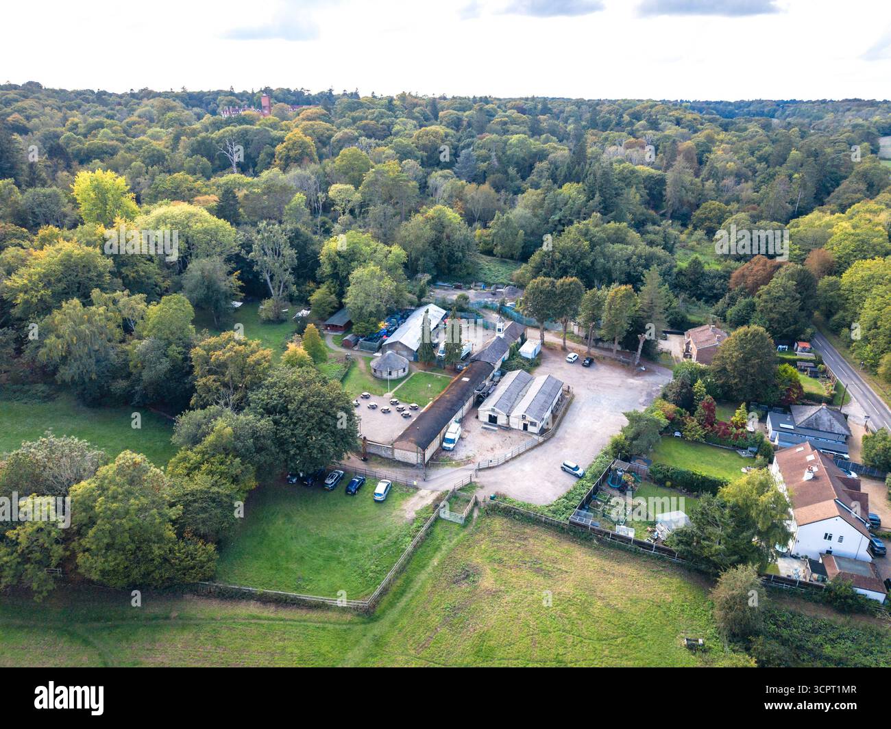 Blick aus der Vogelperspektive auf Banstead Wood & Chipstead Downs Nature Reserve, South London, England Stockfoto