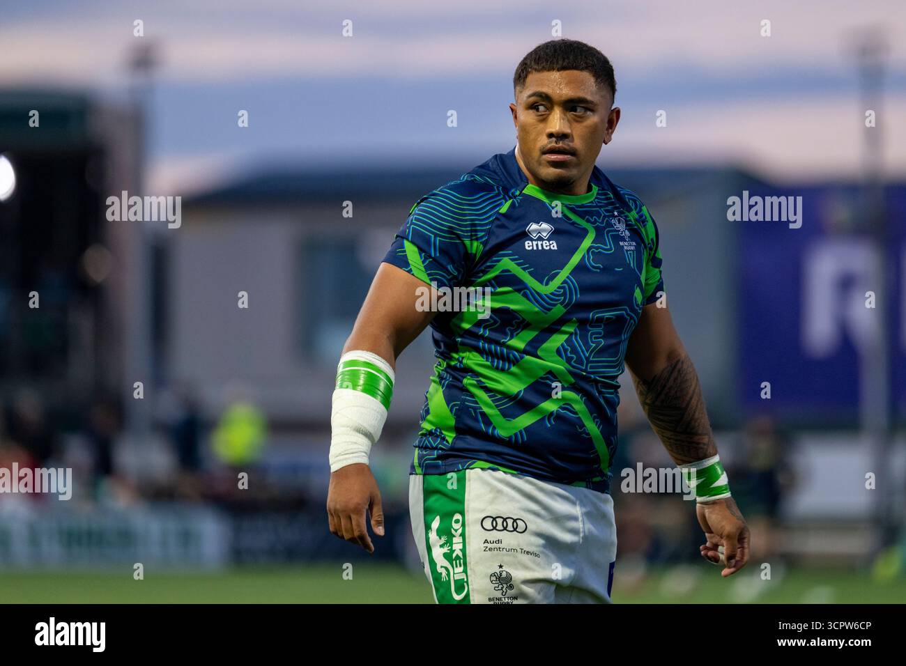 Galway, Republik Irland. September 2025. Richie Asiata von Benetton Rugby während des Spiels der United Rugby Championship Runde 1 zwischen Connacht Rugby und Benetton Rugby im Dexcom Stadium in Galway, Irland am 27. September 2025 (Foto: Andrew SURMA/ Credit: SIPA USA/Alamy Live News Stockfoto
