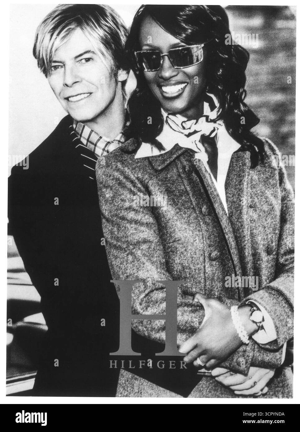 2004 Hilfiger-Werbespot mit David Bowie & Iman Stockfoto