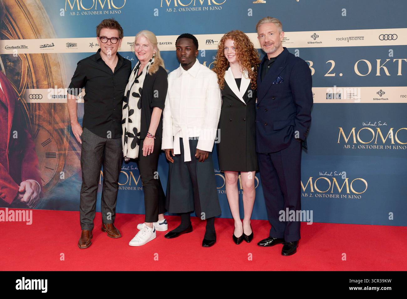 Christian Ditter, Judith Erber, Araloyin Oshunremi, Alexa Goodall und Martin Freeman bei der Premiere des Kinofilms Momo im Mathäser Filmpalast. München, 28.09.2025 Stockfoto