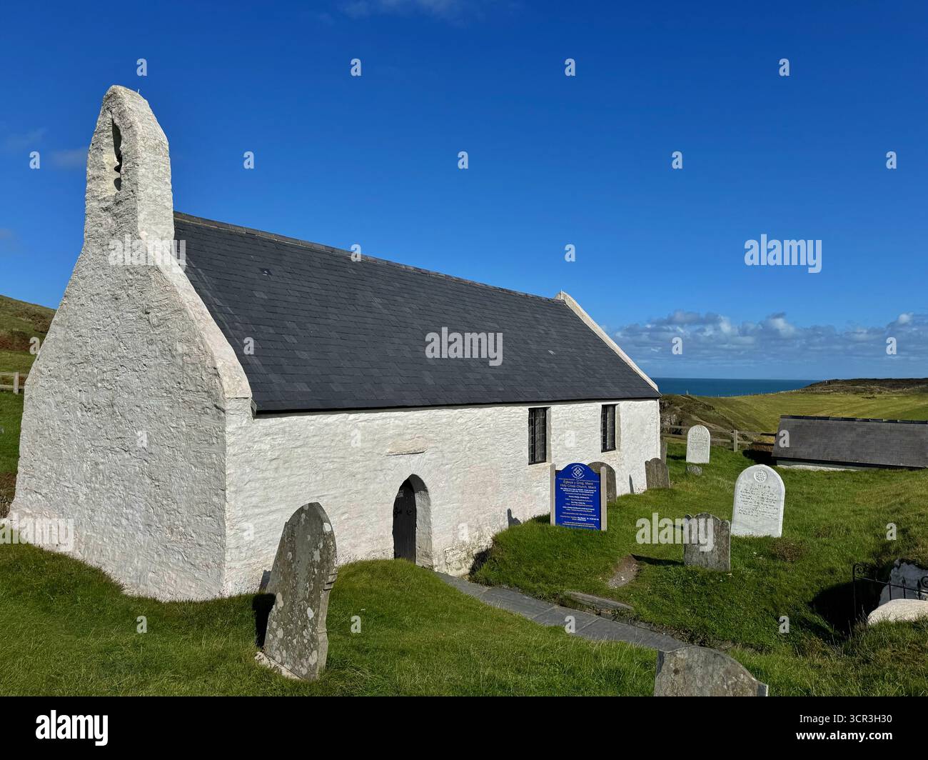 Eglwys Y Grog, Mwnt (Heilig-Kreuz-Kirche, Mwnt) - Smartphone-aufgenommenes Stockfoto