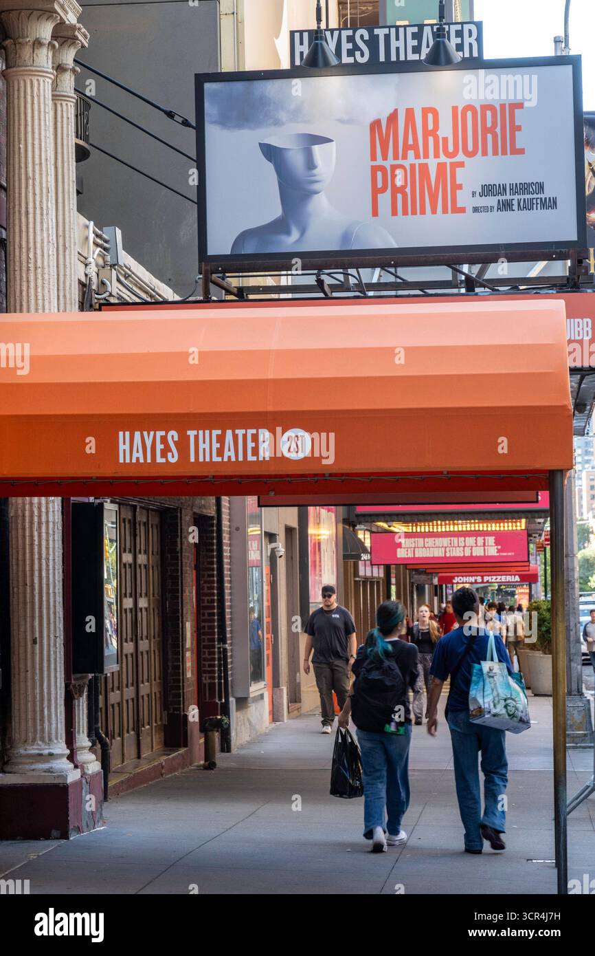 „Marjorie Prime“ im Helen Hayes Theater an der 240 West 44th Street am Times Square, NYC, USA 2025 Stockfoto
