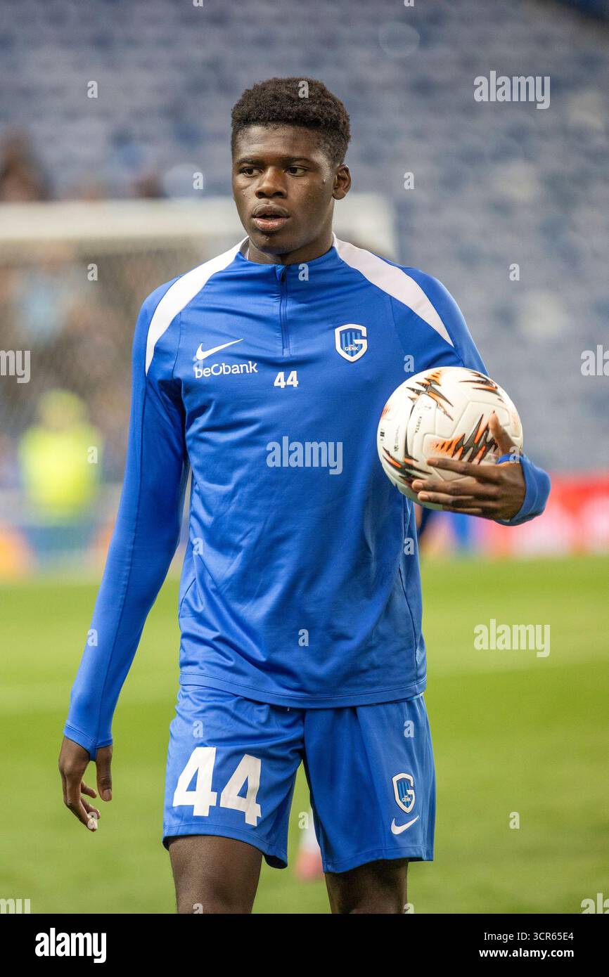 Josue Ndenge Kongolo, professioneller Fußballspieler, spielt derzeit beim GENK FC. Bild, das während eines Trainings und einer Vorbereitungssitzung aufgenommen wurde. Stockfoto