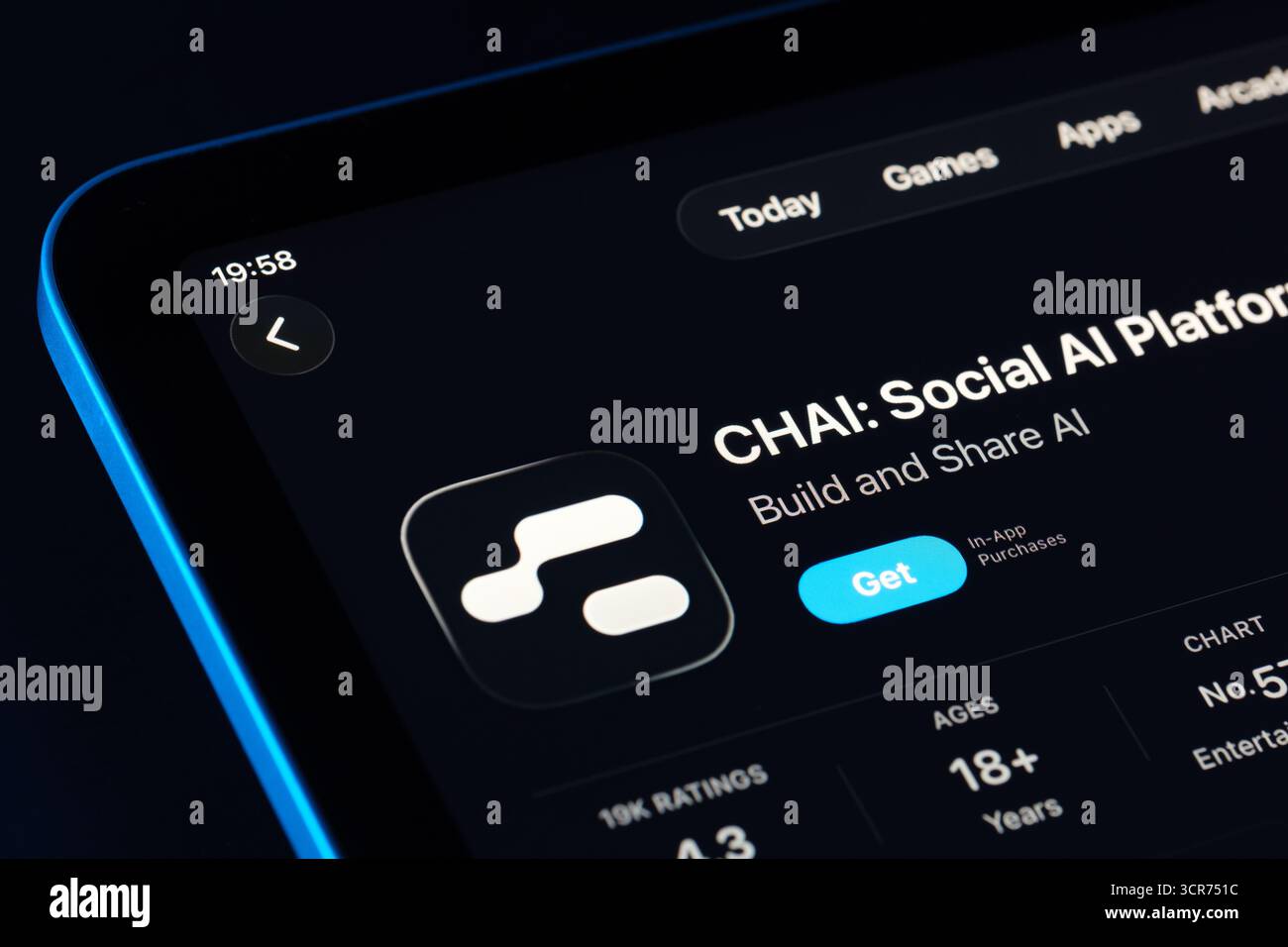 Chai wurde im iPad App Store im Apple Liquid Glass Style in iOS 26 mit neuen abgerundeten Glasplatten angesehen. Stafford, Vereinigtes Königreich, 29. September 2025. Stockfoto