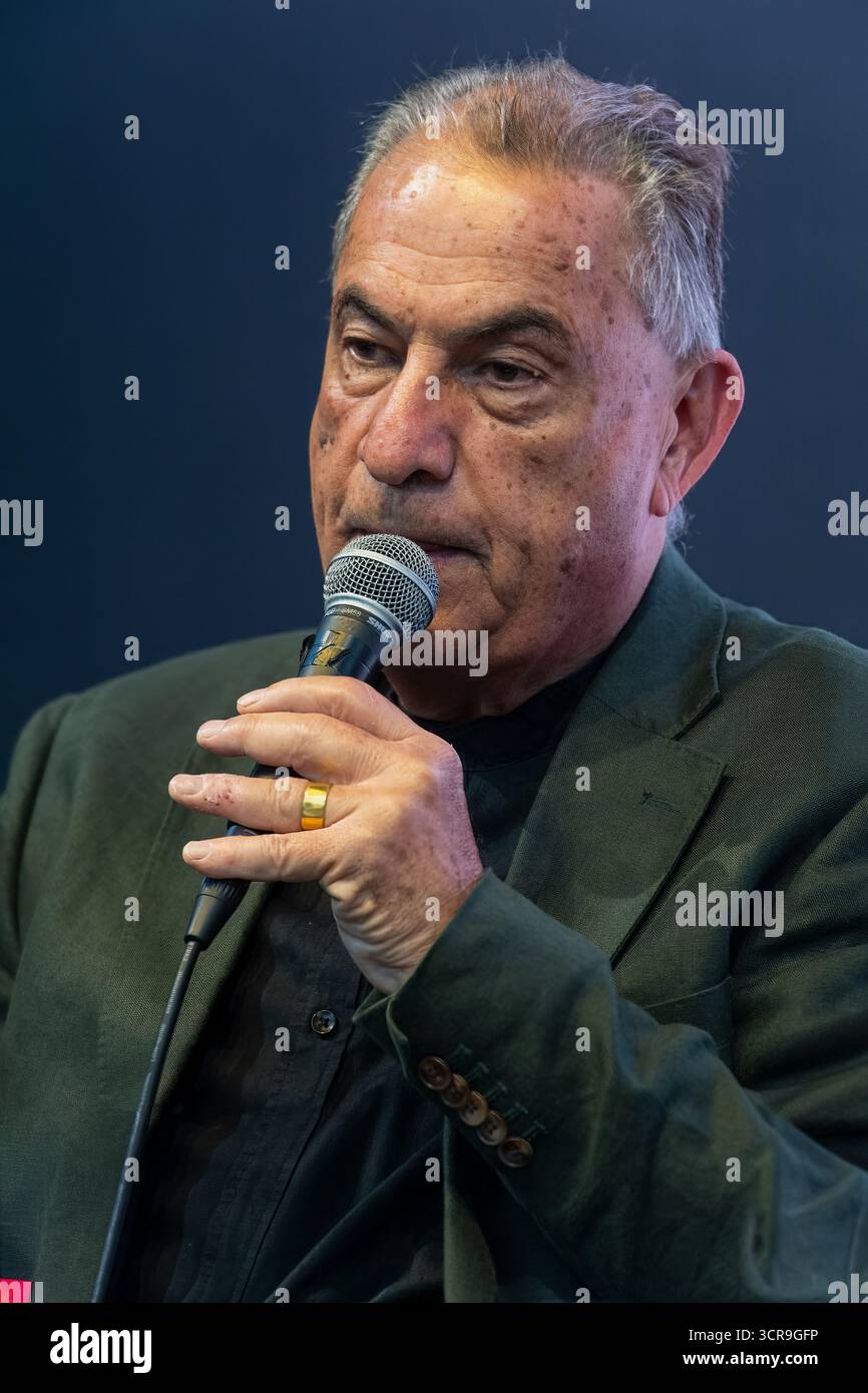 Der israelische Journalist Gideon Levy, Kolumnist der Tageszeitung Haaretz, am 28. September 2025 in Rom. Stockfoto