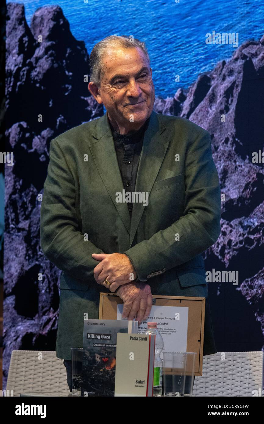 Der israelische Journalist Gideon Levy, Kolumnist der Tageszeitung Haaretz, am 28. September 2025 in Rom. Stockfoto