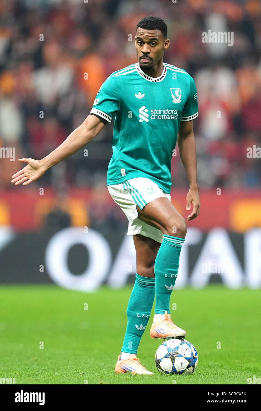 Liverpool-Spieler Ryan Gravenberch in der UEFA Champions League im RAMS Park in Istanbul, Türkei. Bilddatum: Dienstag, 30. September 2025. Stockfoto