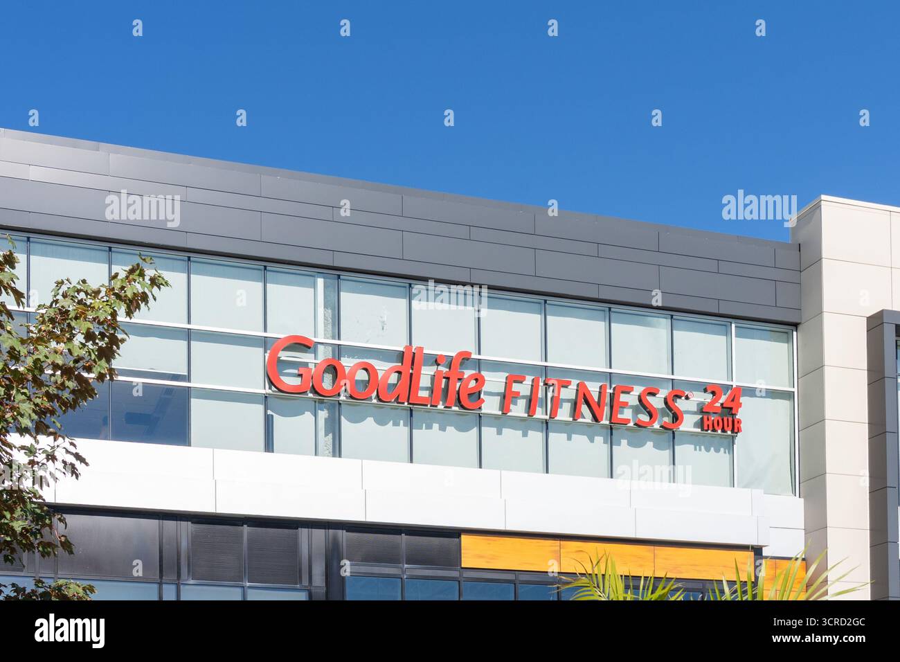 Goodlife Fitness-Schild auf dem Gebäude in Marham, Ontario, Kanada. Stockfoto