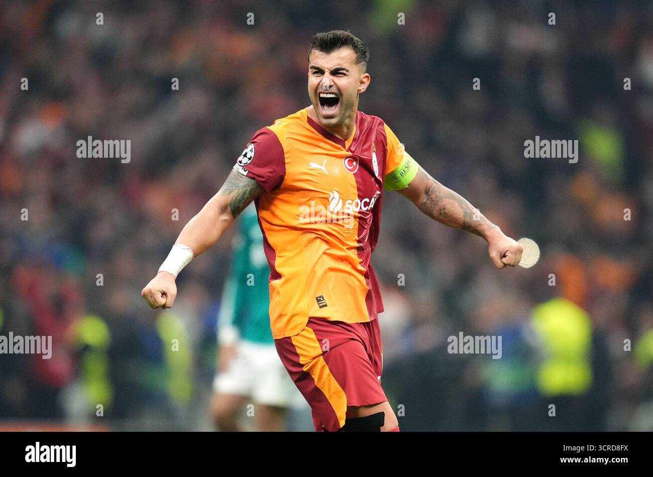 Galatasarays Abdulkerim Bardakci feiert nach dem Sieg im Stadionspiel der UEFA Champions League im RAMSPARK in Istanbul, Türkei. Bilddatum: Dienstag, 30. September 2025. Stockfoto
