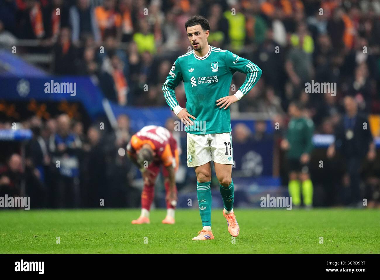 Der Liverpooler Curtis Jones sieht während des Stadionspiels der UEFA Champions League im RAMS Park in Istanbul, Türkei, frustriert aus. Bilddatum: Dienstag, 30. September 2025. Stockfoto