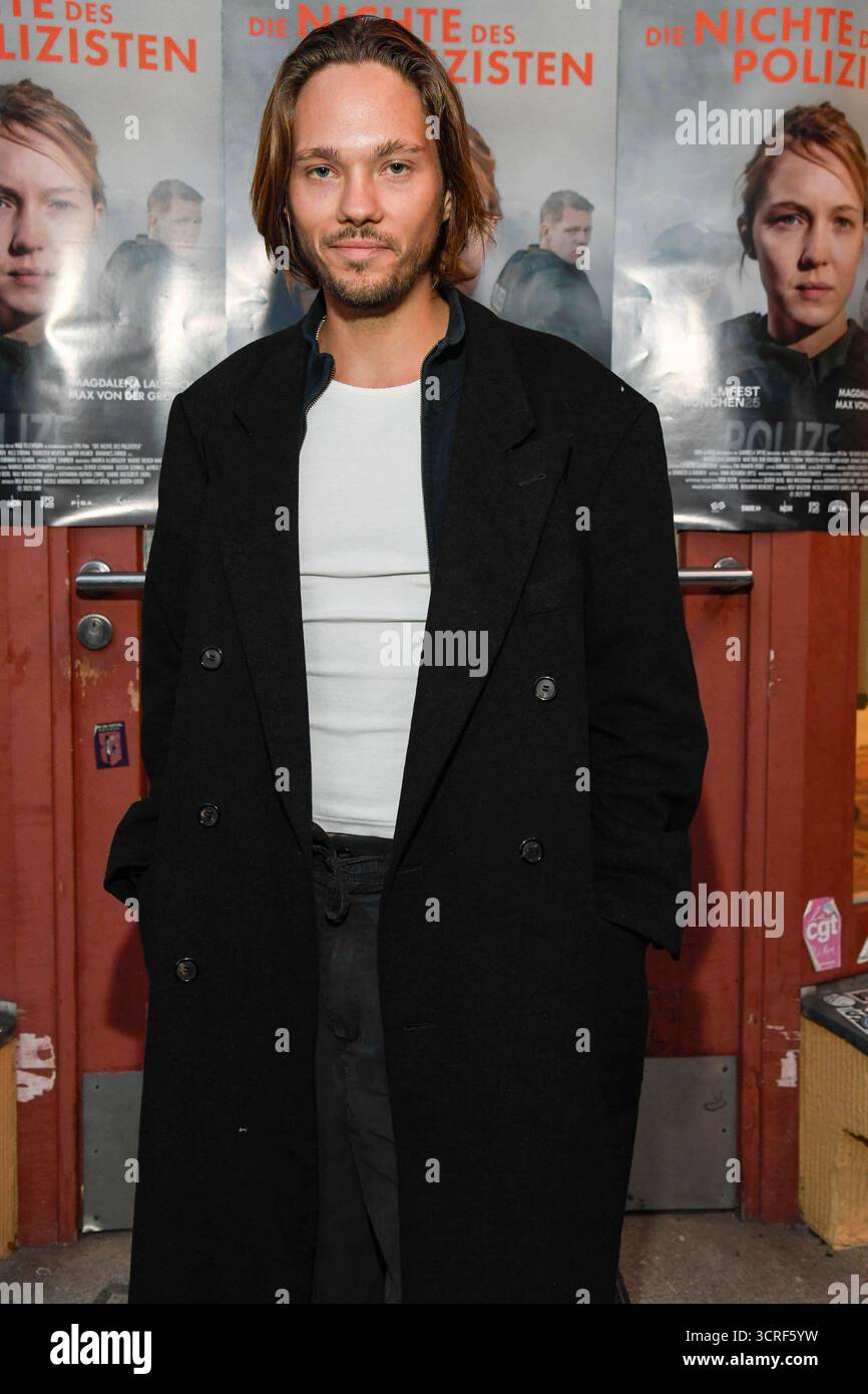 abb Nils Hausotte beim Fotocall des ARD SWR Thrillers die Nichte des Polizisten im BABYLON Kino, Berlin, den 30.09.2025 Berlin Deutschland *** abb Nils Hausotte beim Fotocall des ARD SWR Thrillers die Nichte des Polizisten im BABYLON Kino, Berlin, 30 09 2025 Berlin Stockfoto