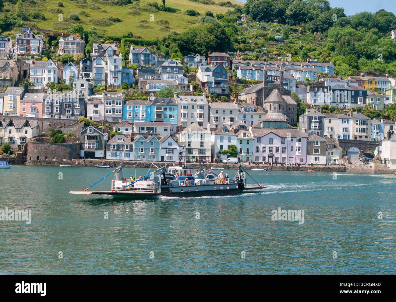 Auto- und Passagierfähre von Dartmouth nach Kingswear über den Fluss Dart Devon UK Stockfoto