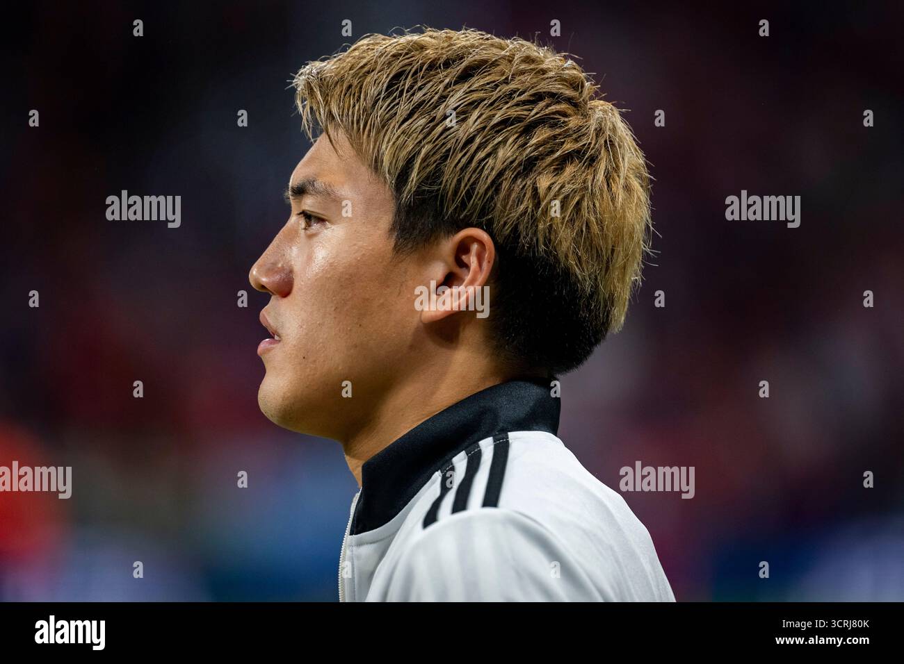 Madrid, Madrid, Spanien. 30. September 2025. Ritsu Doan von Eintracht Frankfurt tritt am 30. September 2025 beim Spiel der UEFA Champions League 2025/26 Phase MD2 zwischen Atletico de Madrid und Eintracht Frankfurt im spanischen Estadio Riyadh Air Metropolitano in Madrid ein. (Kreditbild: © Alberto Gardin/ZUMA Press Wire) NUR REDAKTIONELLE VERWENDUNG! Nicht für kommerzielle ZWECKE! Stockfoto