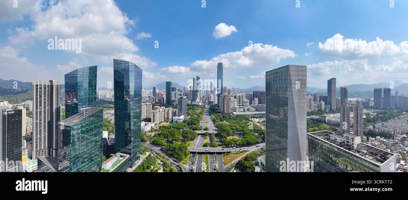 Luftaufnahmen des Shenzhen International Innovation Center auf der Shennan Avenue, Shenzhen, Provinz Guangdong Stockfoto