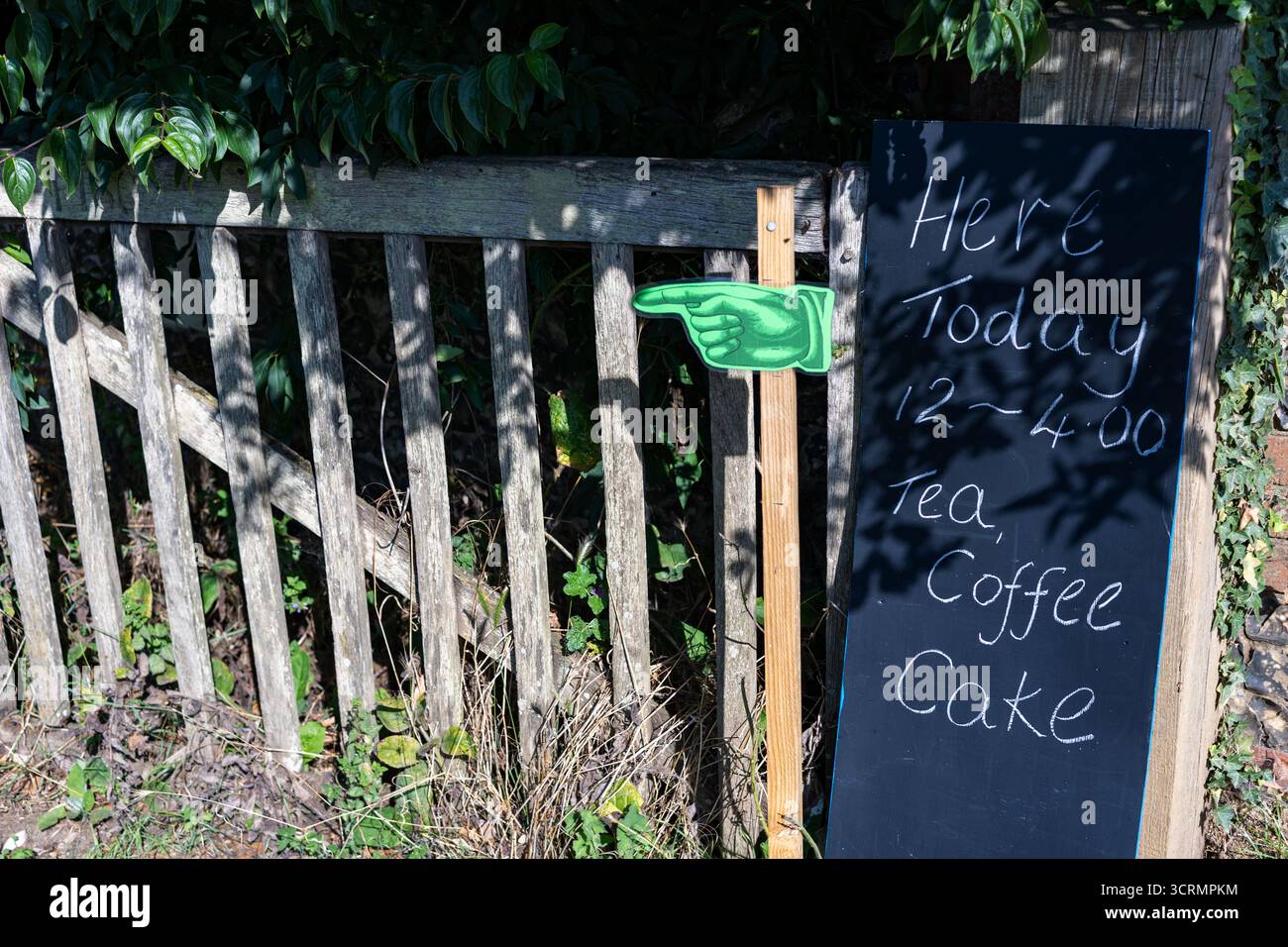 Hier heute Tee Kaffee und Kuchen Schild Stockfoto