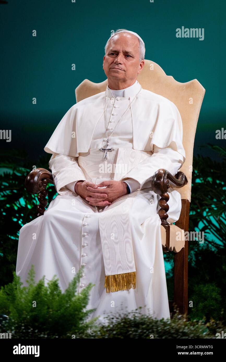 Castel Gandolfo, Italien, am 1. November 2025. Papst Leo XIV. Nimmt an der Internationalen Konferenz "Hoffnung für Klimagerechtigkeit schaffen" in Castel Gandolfo Teil. Credits: Stefano Costantino TTL / Alamy Live News Stockfoto