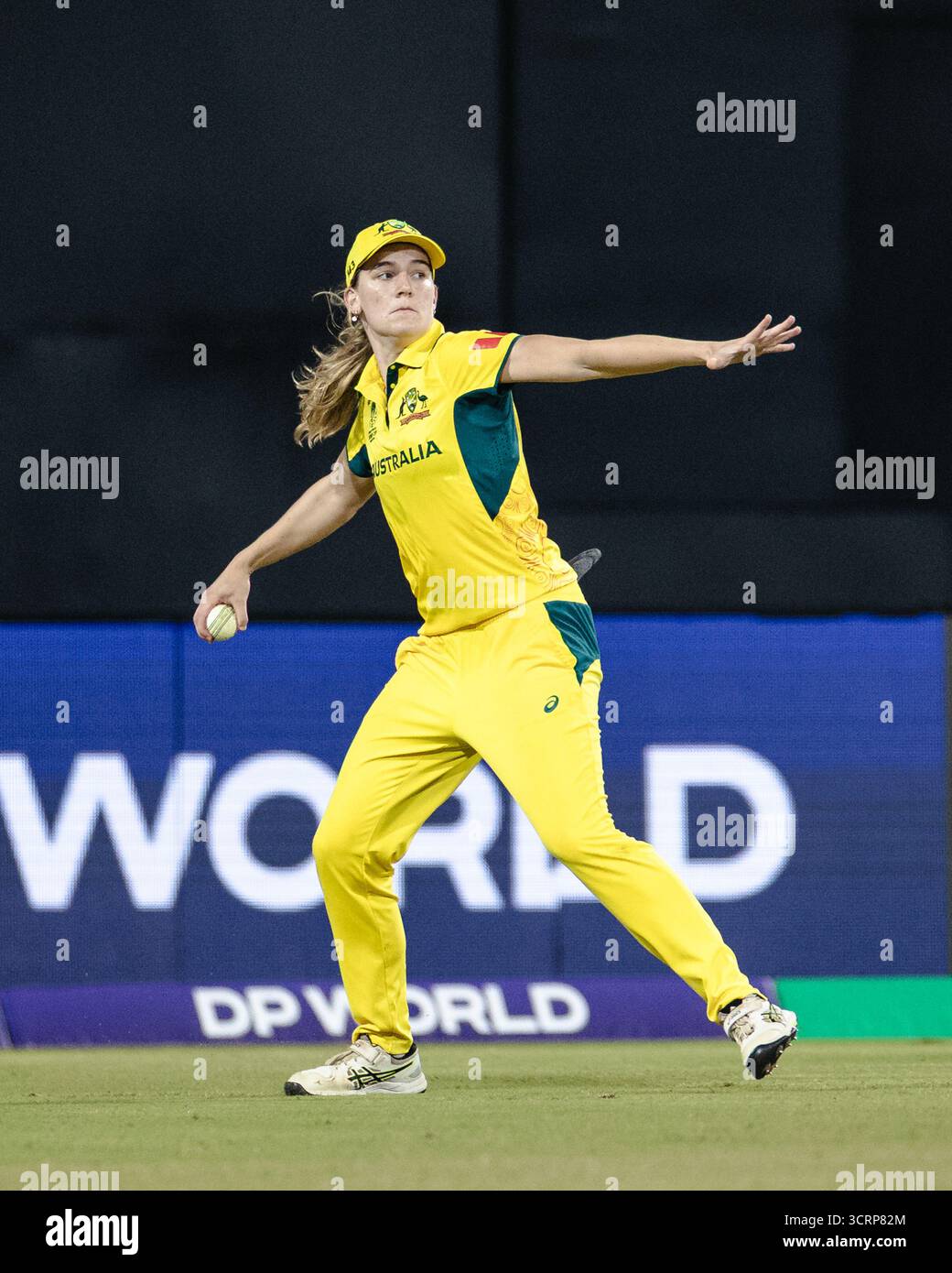 Indore, Indien. Oktober 2025. Holkar Stadium, Indore 1. Oktober 2025: Annabel Sutherland of Australia spielt während des ICC Frauen-ODI-Weltmeisterschaftsspiels zwischen Australien und Neuseeland im Holkar Stadium in Indore, Indien (Unnati Naidu/SPP) Credit: SPP Sport Press Photo. /Alamy Live News Stockfoto