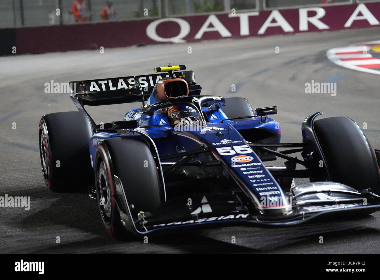 Oktober 2025, Marina Bay Street Circuit, Singapur, FORMEL 1 2023 SINGAPORE AIRLINES SINGAPORE GRAND PRIX, im Bild Carlos Sainz Jr. (ESP), Williams Racing Stockfoto