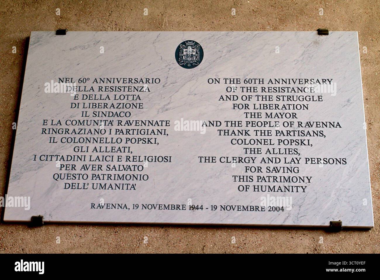 Gedenktafel zum 60. Geburtstag, Basilika Sant'Apollinare in Classe, Ravenna, Italien. Stockfoto