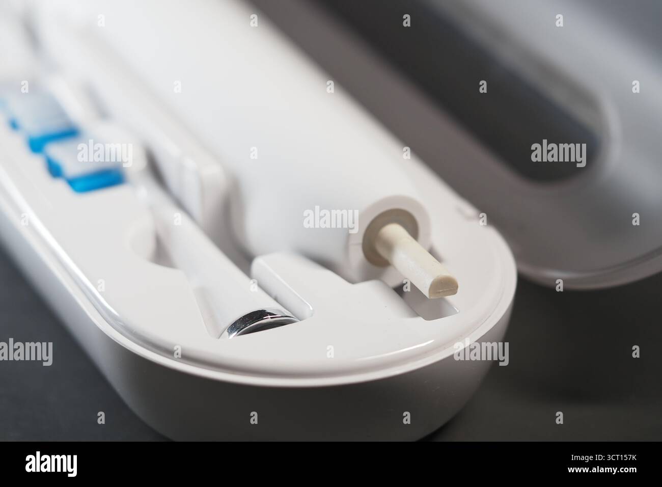 Reinigungswerkzeug-Set in einem Koffer zur Verwendung in der Hygiene Stockfoto