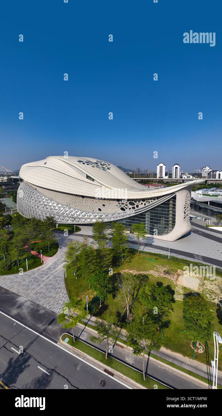 Luftfotografie der traditionellen chinesischen Medizin und des kreativen Museums für Technologie im Neuen Bezirk Hengqin, Stadt Zhuhai Stockfoto