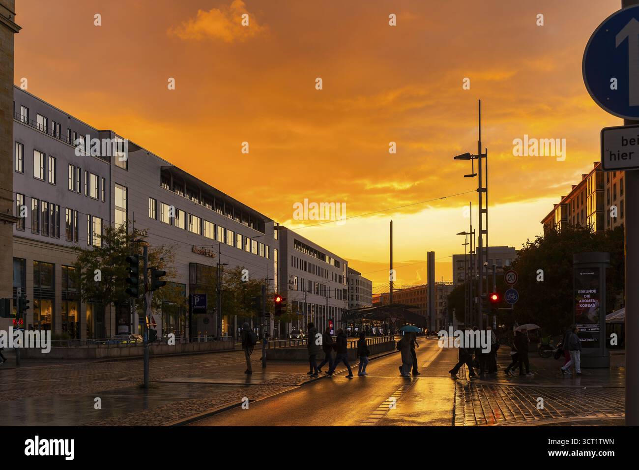 Abendhimmel in der Wilsdruffer Straße, Dresden, Sachsen, Deutschland Stockfoto