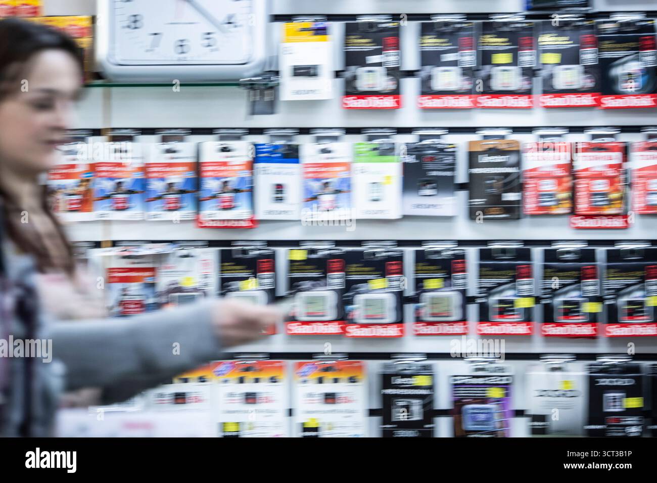 Speicherkarten in einem Fotogeschäft Stockfoto