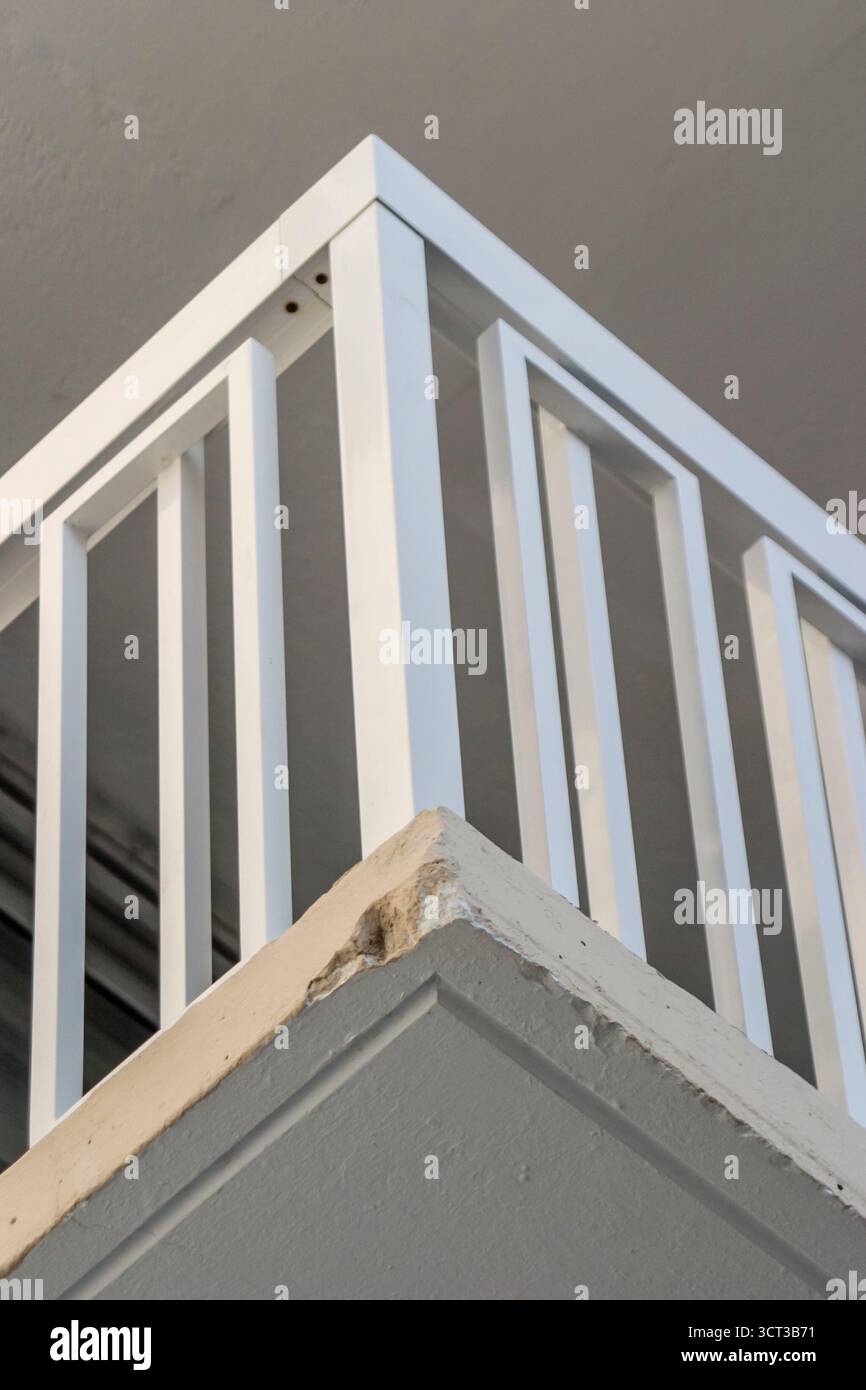 Miami Beach Florida, Presidential Wohnanlagen, Residenzen, Immobilien, Vermietungen, Investitionen, Schäden an neuen Balkonen, Besucher reisen Reise Tour touris Stockfoto