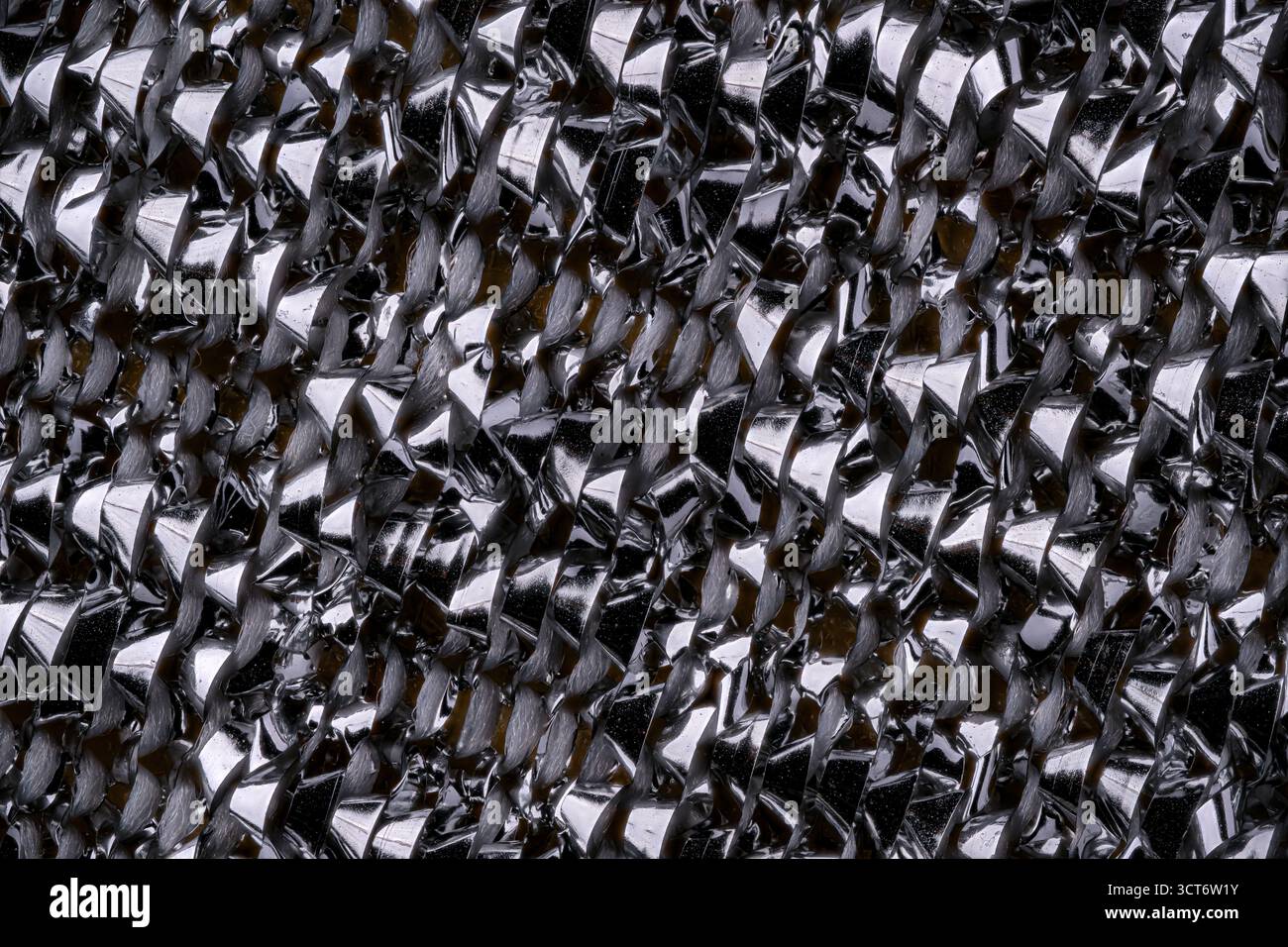 Metallische „sichere Pfanne“-Scheuerseite eines Geschirrspülschwamms Stockfoto