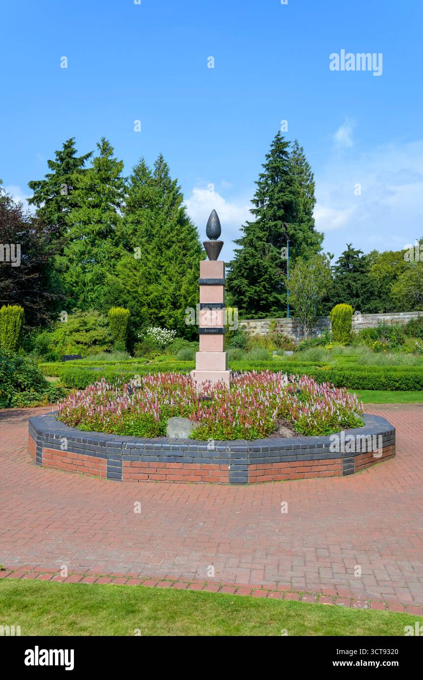 Skulptur in Rodney Gardens, Perth, Perth und Kinross, Schottland, Großbritannien Stockfoto