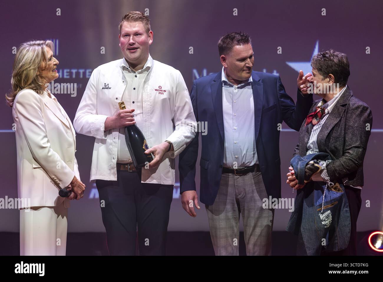 Maastricht, Niederlande. Oktober 2025. MAASTRICHT - Bram Stoverij's Restaurant Olde Marckt in Aalten wurde während der Verleihung der Michelin-Sterne auf der BBB Hospitality Messe mit einem Michelin-Stern ausgezeichnet. Jedes Jahr werden die Sterne an Restaurants vergeben, die von Inspektoren für ihre gastronomische Qualität hohe Bewertungen erhalten haben. ANP MARCEL VAN HOORN niederlande Out - belgien Out Credit: ANP/Alamy Live News Stockfoto