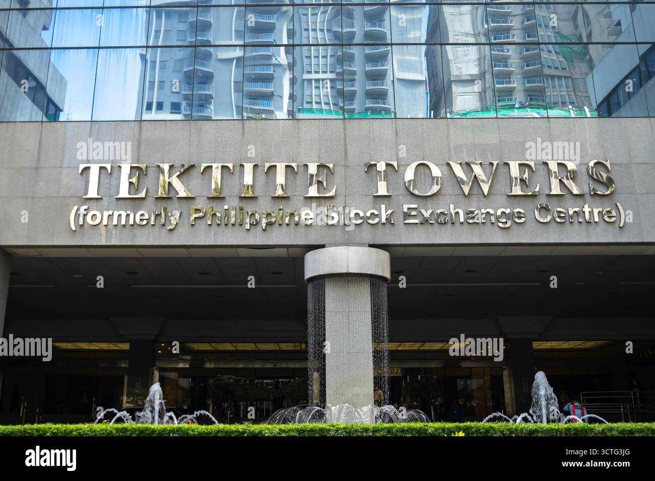 Tektite Tower, ehemals Philippine Stock Exchange Centre, Bürogebäude, PSE Tektite Towers Grade A Entwicklung im Ortigas Center, Pasig, Manila Stockfoto